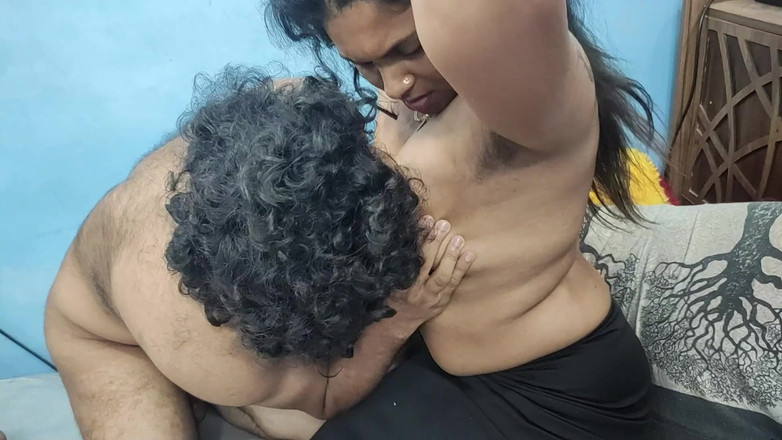 Vaishnavysharunraj: 纱丽浪漫长嘴唇锁与硬操逼由印度夫妇