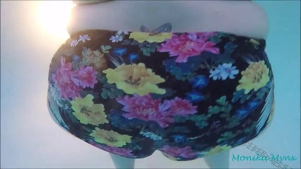 BBW Pleasures: Cewek super semok lagi berenang (pemandangan bawah air)
