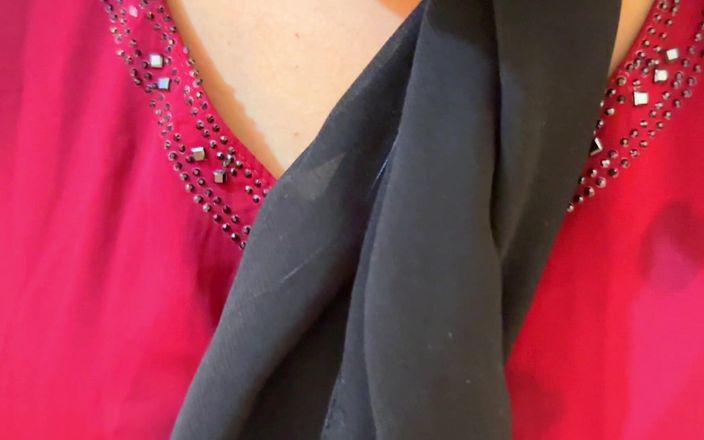 Aria Mia: Scopa una suocera musulmana paffuta che indossa un burqa rosso...