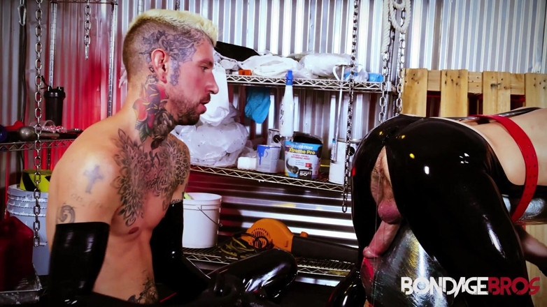 Bondage Bros: Stretching Devin's Hole