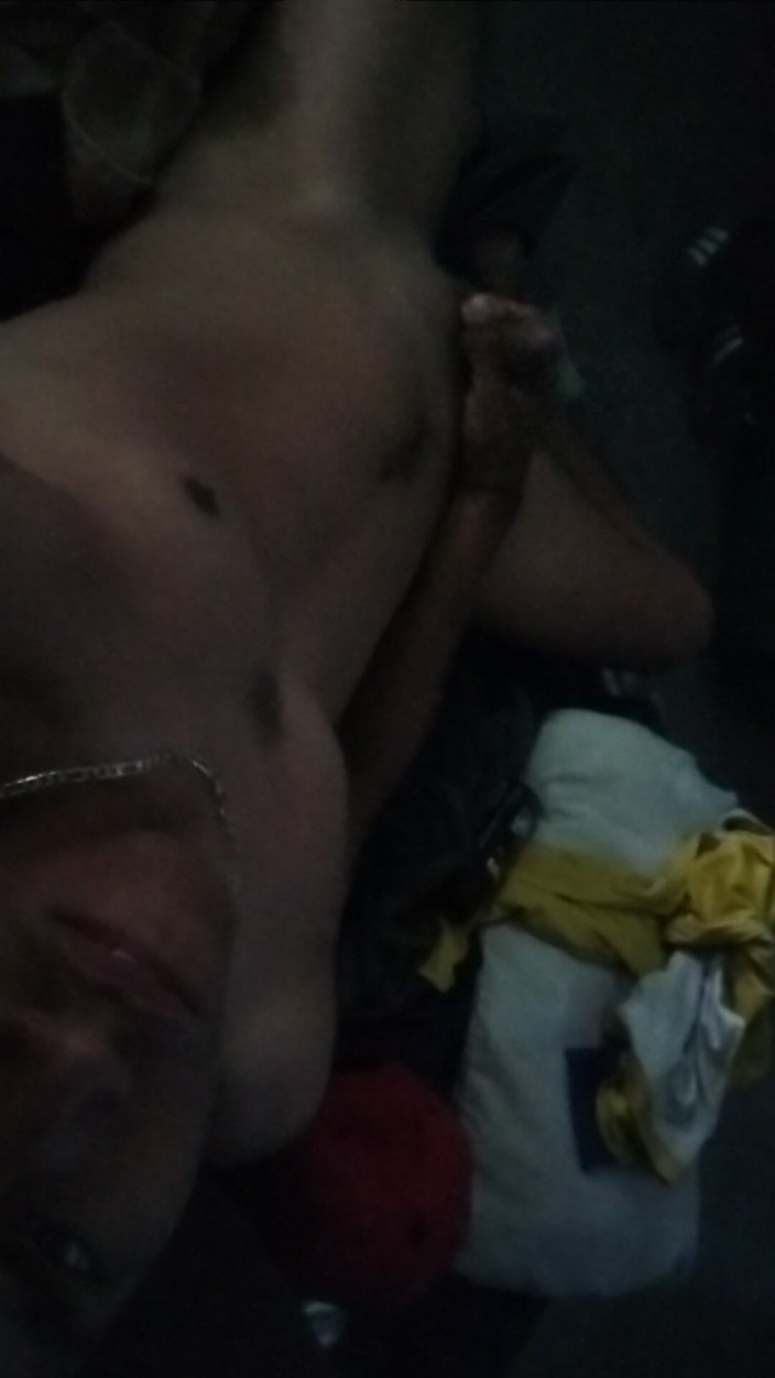 AlexAlejandro13: Ils me sucent la bite