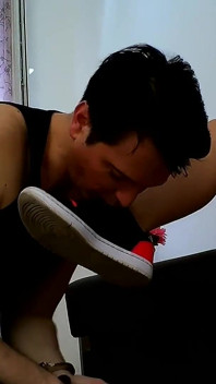 Slut Girl`s Shoe Cleaner!
