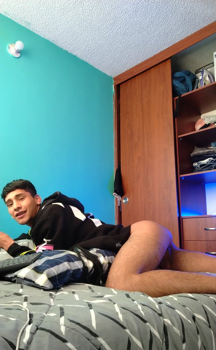 by_pandora: Es machte mich neugierig, wie sie sich bewegt haben, sie...