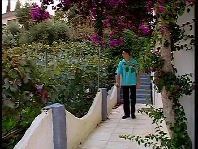 Boy Zone: Chicos apasionados golpeando y chupando polla