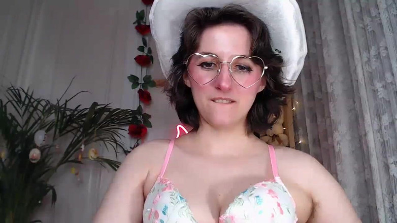 The Antichristrix: Sexy Dirty Easter Camshow