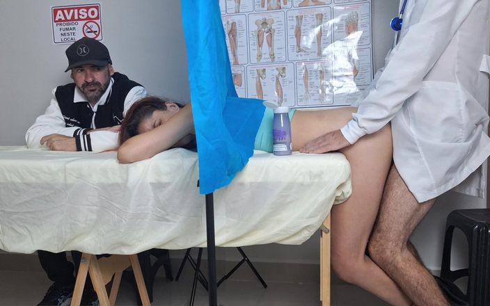 ksalnovinhos: Cuckold tar fru för att få sin röv undersökt hos...