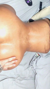 Quelle riche brune pour une sodomie