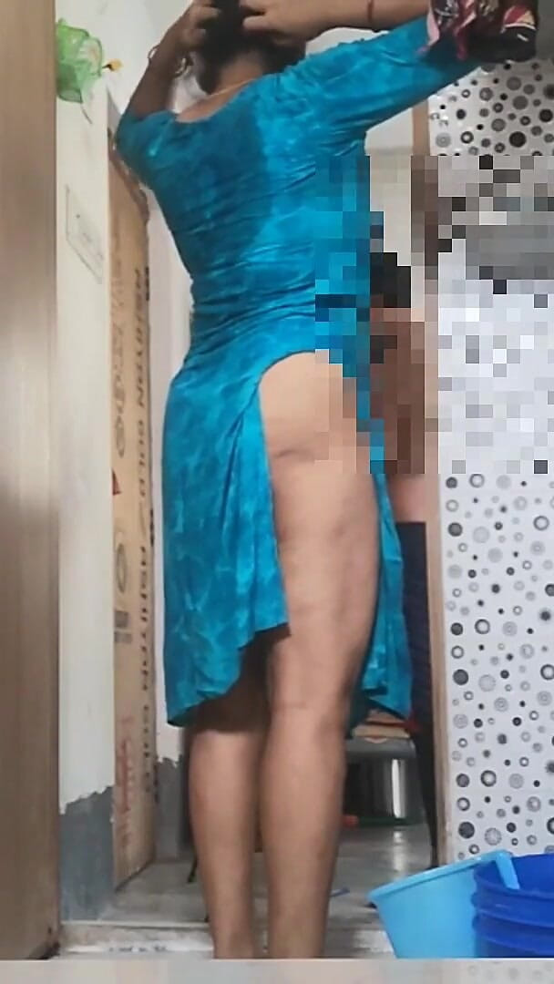 Latifah1234: Mama vitregă și fiul vitreg în baie sex desi mama vitregă mama...