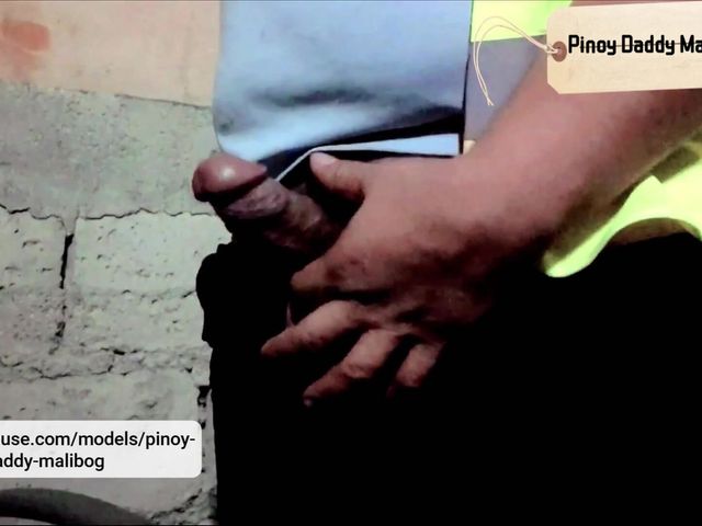 Filipino Worker Jerks His Juicy Dick After Shift After a Long Day, He Only Wants One Thing - Release (Pinoy Daddy Malibog (PDM))