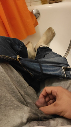 SmokedAlloy2: Drecksau Hammer Drauf, Pissen Und Socken Wc