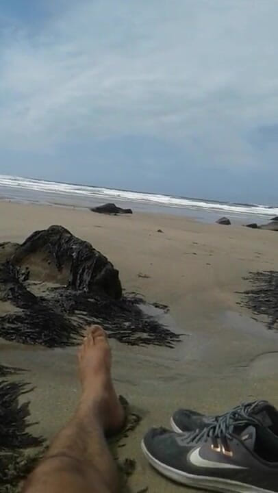 Boy top Amador: Mastubation im freien am strand