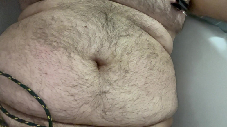 Shaun Cbt: Schwanz- und nippelbondage in der badewanne mit abspritzen ohne hände...