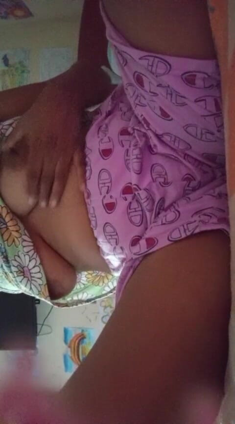 Anne White: 美しい自家製ソロビデオ 自然でリアルな感覚 プライベートスタイル 柔らかいムード 全身自信 独立ソロ
