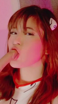 Ukii Makes a Deep Throat Like a Queen