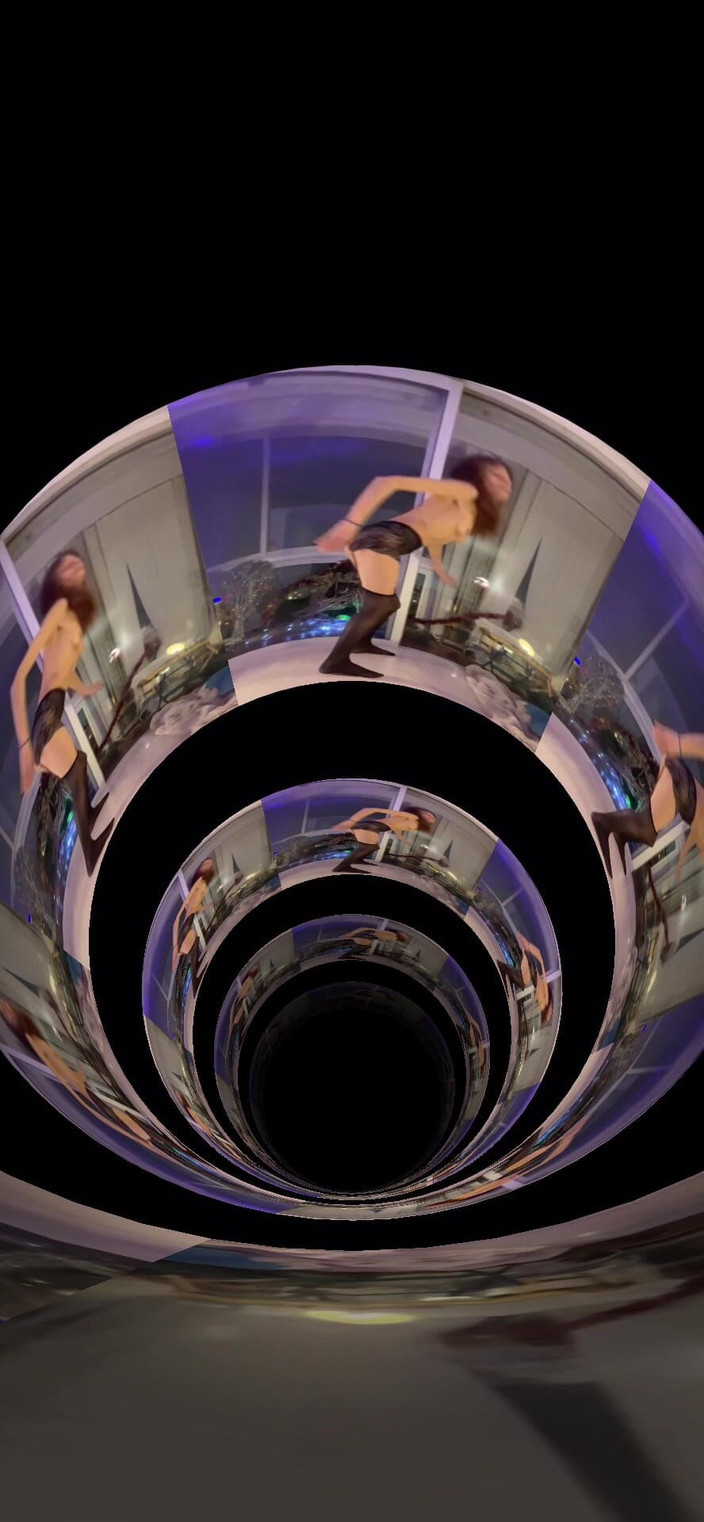 Chris hot studio: Chris