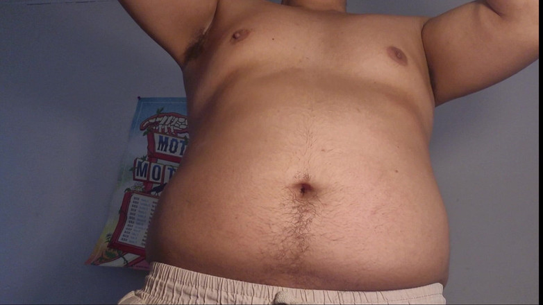 NakyJoss: Pancia e strofinandoMi l'intestino con olio