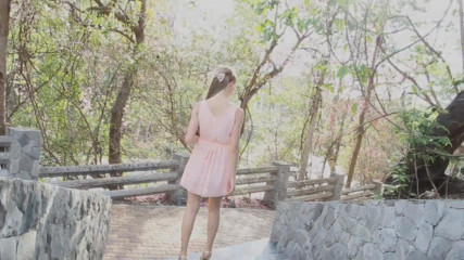 Angel The Dreamgirl: Footjob dan handjob Perancis di taman