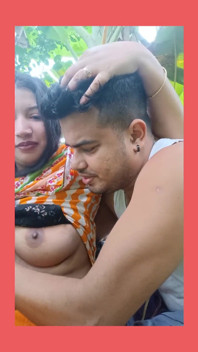 Pareja india en video musical