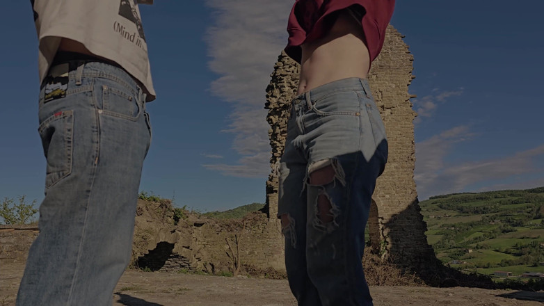 Tate: Amateur Whore Wants Cock at Outdoors Deepthroat with Stranger