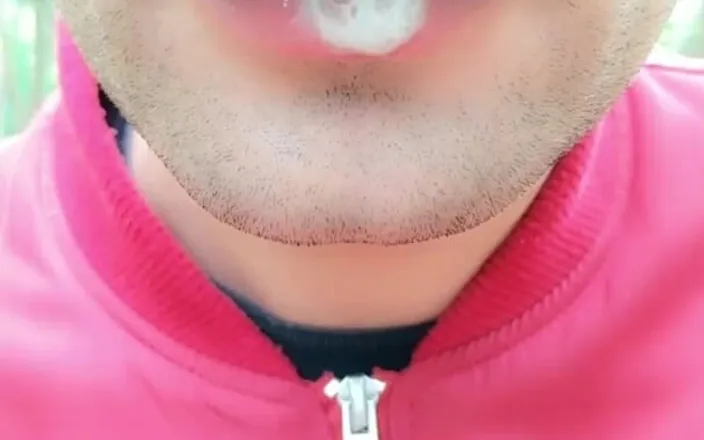 Idmir Sugary: Foamy Cum Play on Lips After Being Mouth Fucked Outdoor