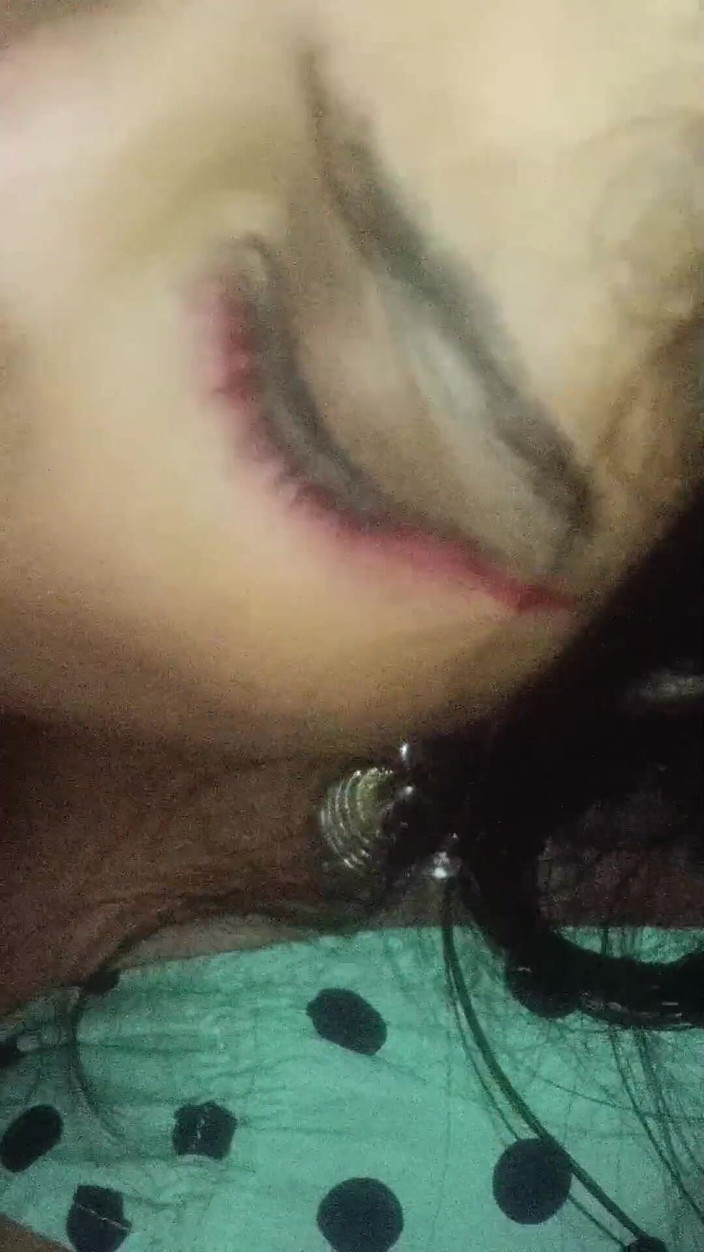 CUTEGIRL4YOU: Follando la cara con mi nueva novia debajo del trabajo,...
