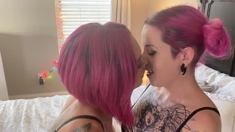 Lady Lazarus: Cuckolding Anna Bell Peaks