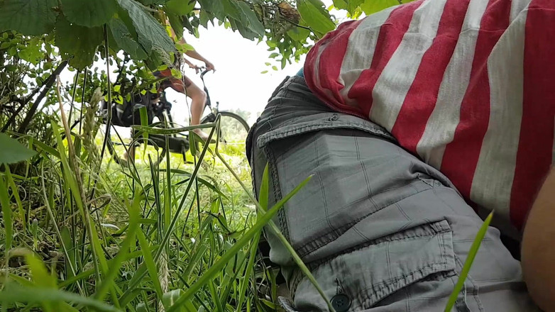 Double-Dutchies: Public Cruising - відсмоктуй це, щоб усі бачили