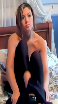 Footlose Featuring Samantha Buxton