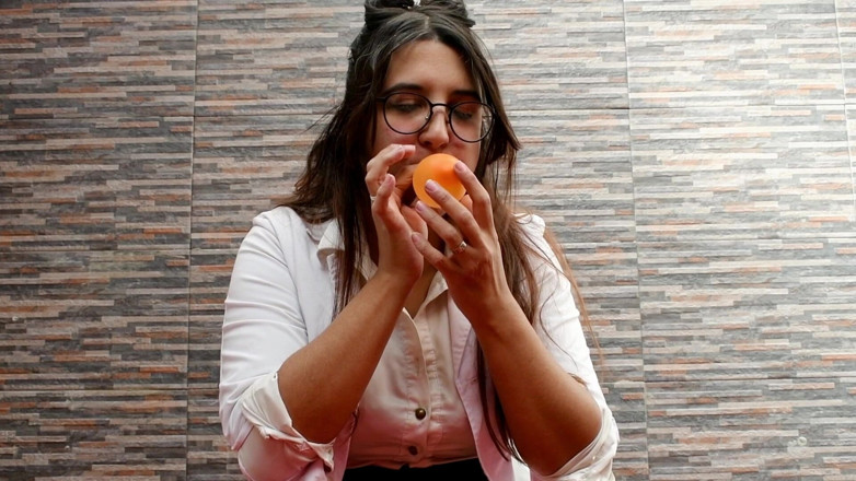 melu_world: Experimentos de pop científico loco con globos - Bunny Looner