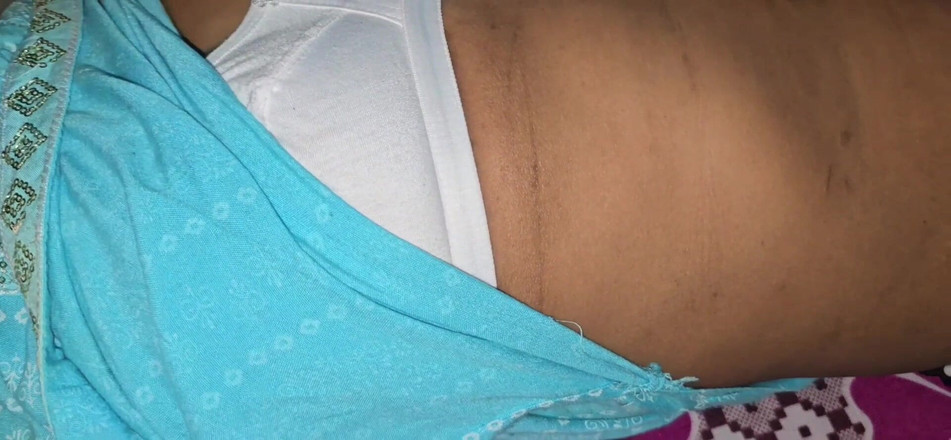 SafeRosebush8: 与 bhabi 印度人的长期性爱