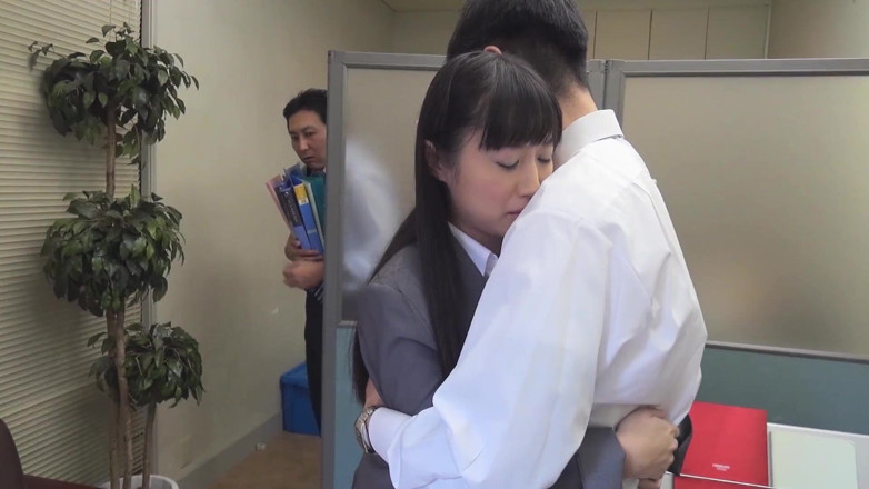Caribbeancom: Asian secretary gets banged by her coworkers