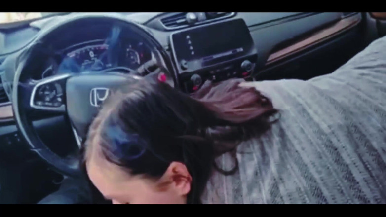 LEXI AND DAN: Blowjob merokok di mobil setelah kencan pertama