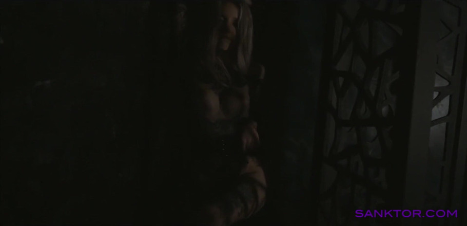 SANKTOR: Tattooed teen is dancing in the dark room