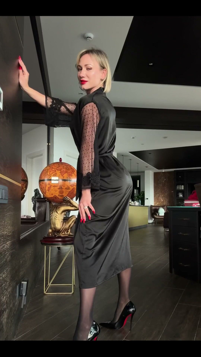 Angel The Dreamgirl: Angel Is Wearing a Long Black Silk Robe