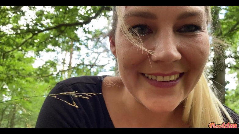Daddys Luder: I Was Very Excited Alone in the Forest Ich War...