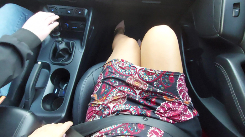 Step Mommy: Le chauffeur de taxi me complimente le matin et il...