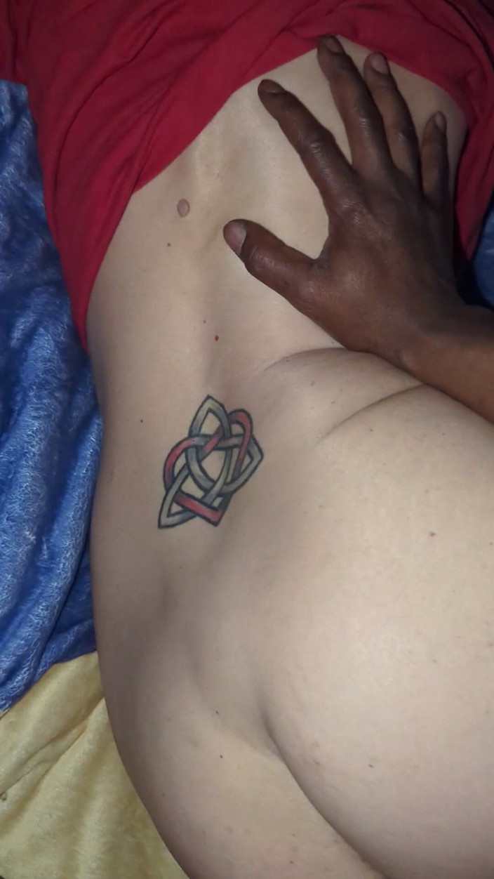 IvyTaylorCouple: Yeni kategori: yarak tokatlıyor
