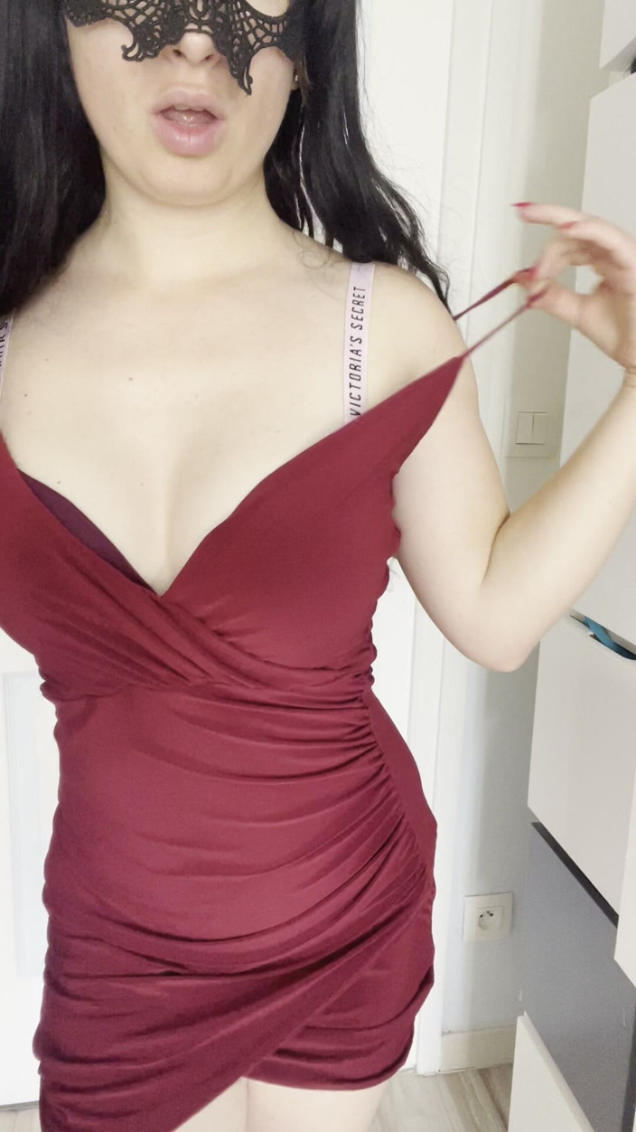 PaolaDbn: Küçük Striptiz