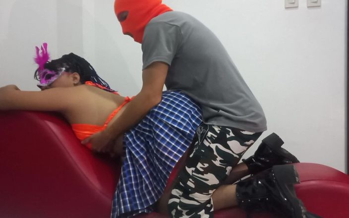 Martin13: Šukání při maximální rychlosti ve společnosti mé sexy macechy! To...