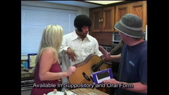 Pornobello: Allysin Chaynes: Jong, blond, een verleidelijk en perfect lichaam