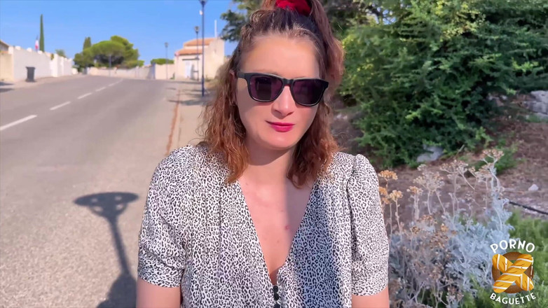 Porno Baguette: Charlotte, yaramaz kız, sikişmeyi seviyor