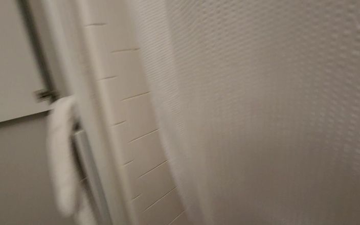 Mama_Foxx94: Спостерігач душу: інтимне очищення мілфи з блідою дупою