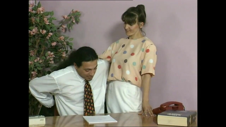 Bizzarre World: Beautiful Nympho MILF and Teen Vintage Ass Fucked and Pissed...