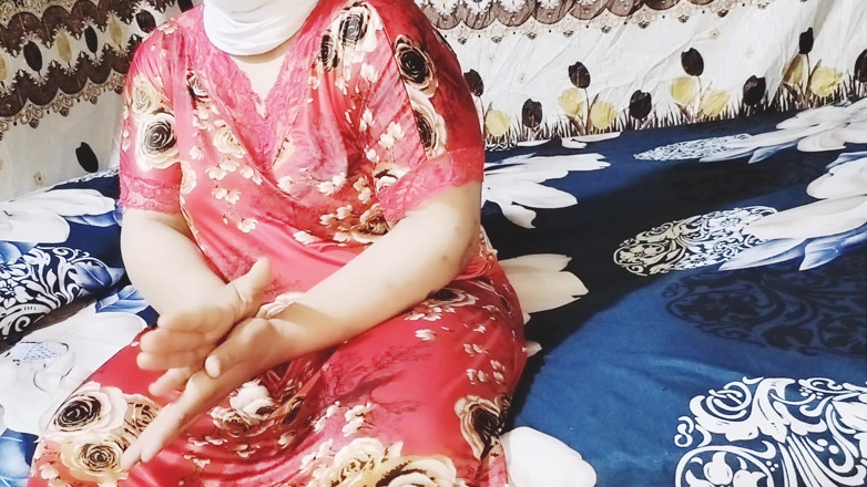 Ahmed and Samah: अपने बेटे के दोस्त से उम महमूद को चोदो मिस्र का नया सेक्स