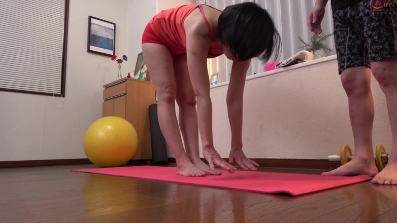 Vulture: I'm Turned on by Spandex. a Beautiful, MILF at Yoga...