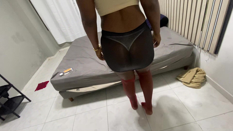 estefaniacaltrate: 상사에게 따먹히는 거유 하녀