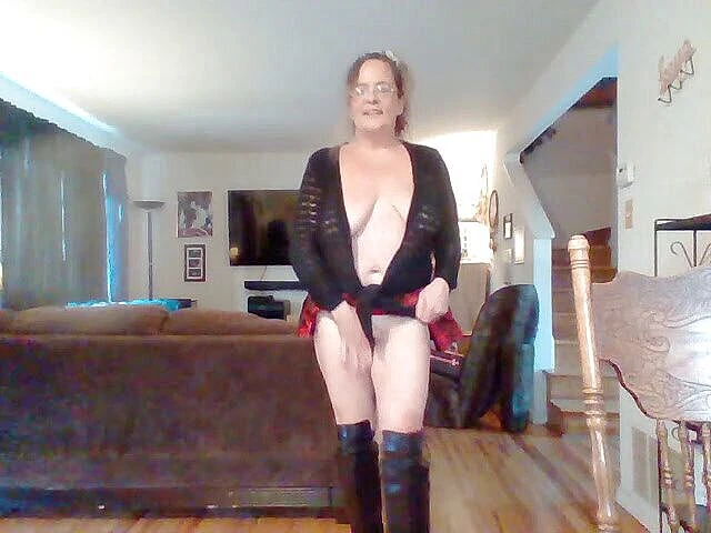 Angel Babie 2021: Naughty girl!