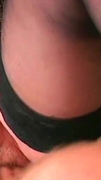 Hela videon! - Kåt mogen kvinna älskar kuk - hemlagad sex med icke-professionella skådespelare