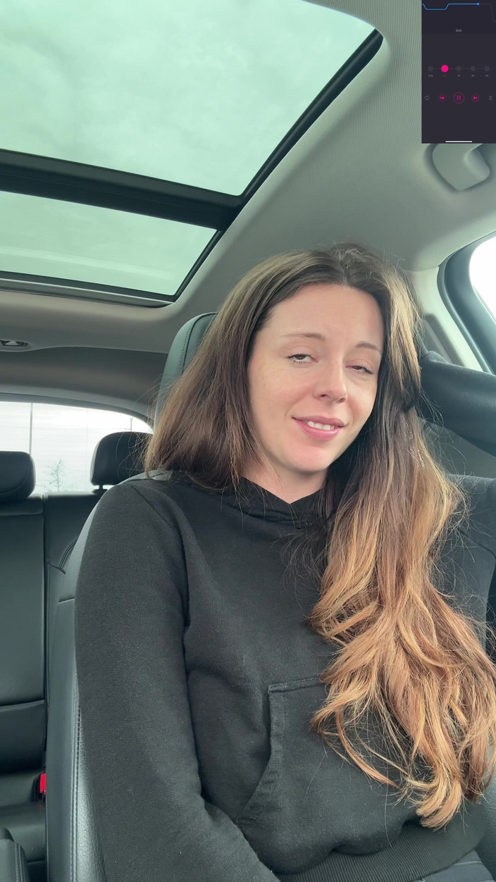 Nadia Foxx: Awek cantik Kanada turun dalam Drive Thru!