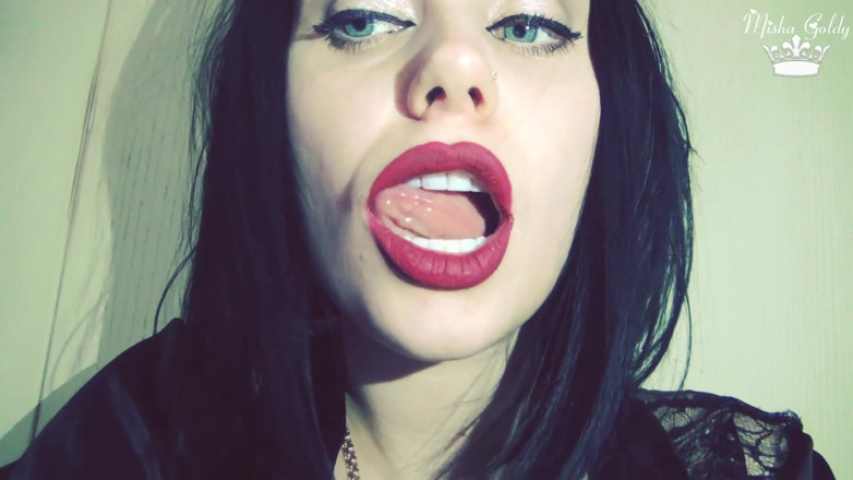 Goddess Misha Goldy: Idealne naturalne usta